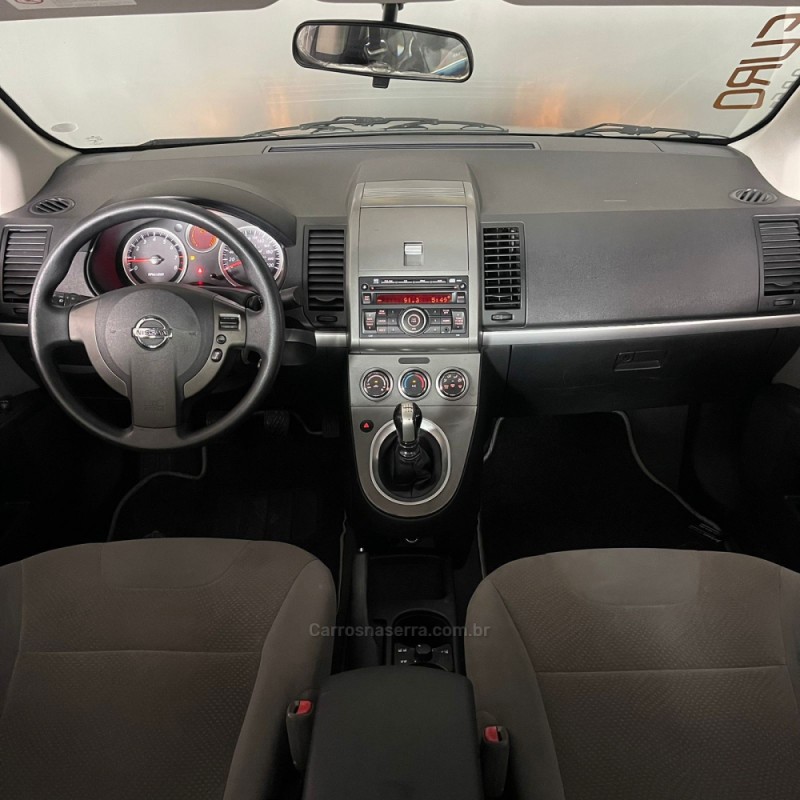 SENTRA 2.0 S 16V FLEX 4P MANUAL - 2011 - PORTãO