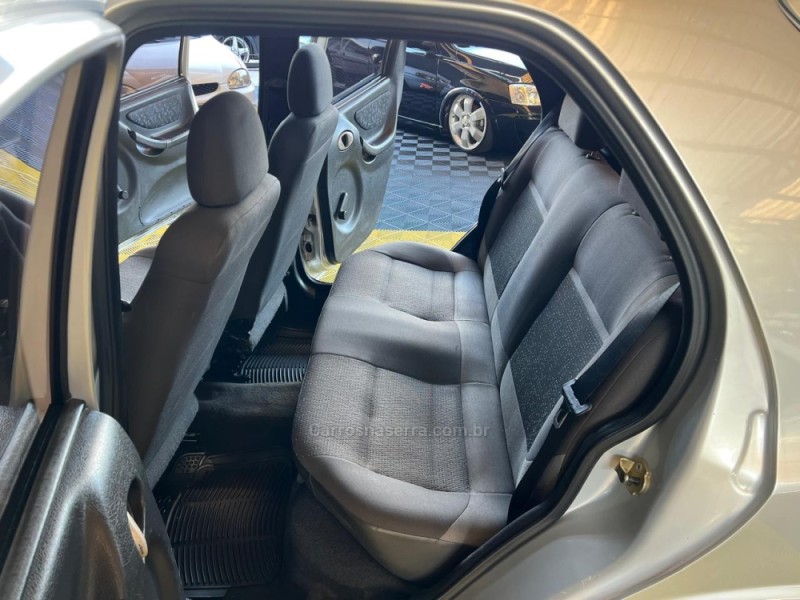 CELTA 1.0 MPFI SUPER 8V FLEX 4P MANUAL - 2004 - CAXIAS DO SUL