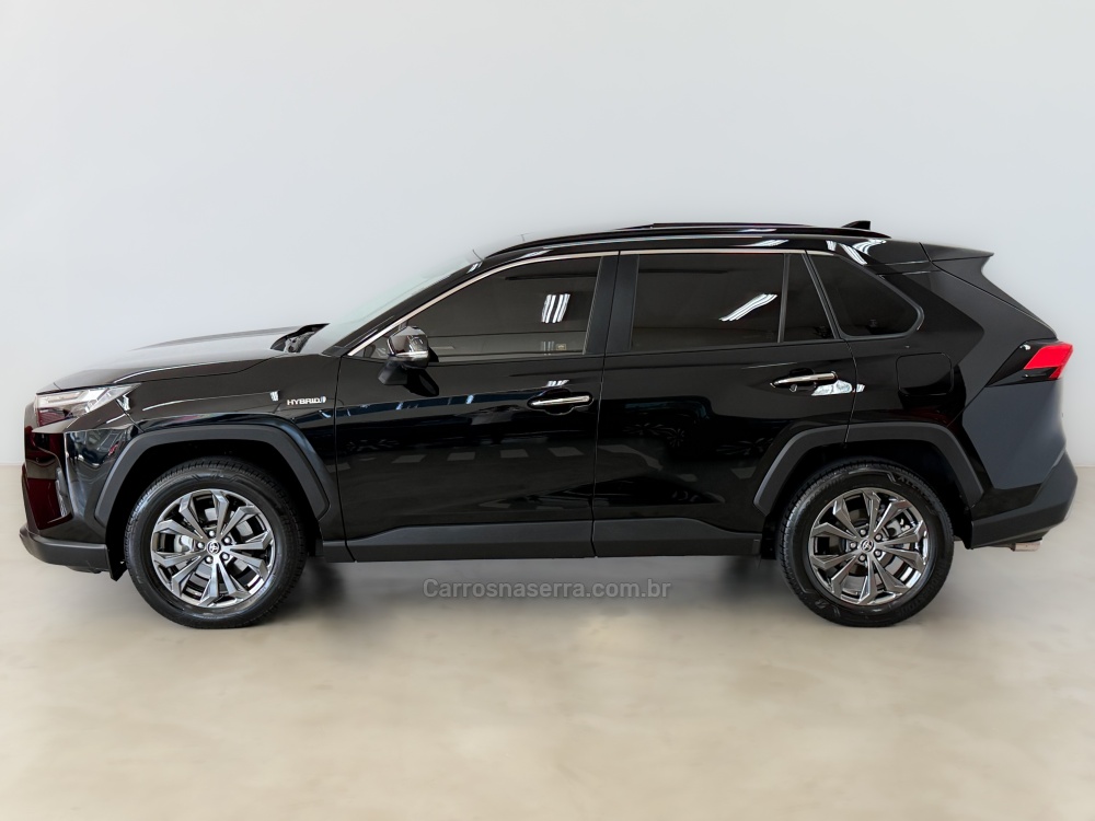 TOYOTA RAV4 — foto 4