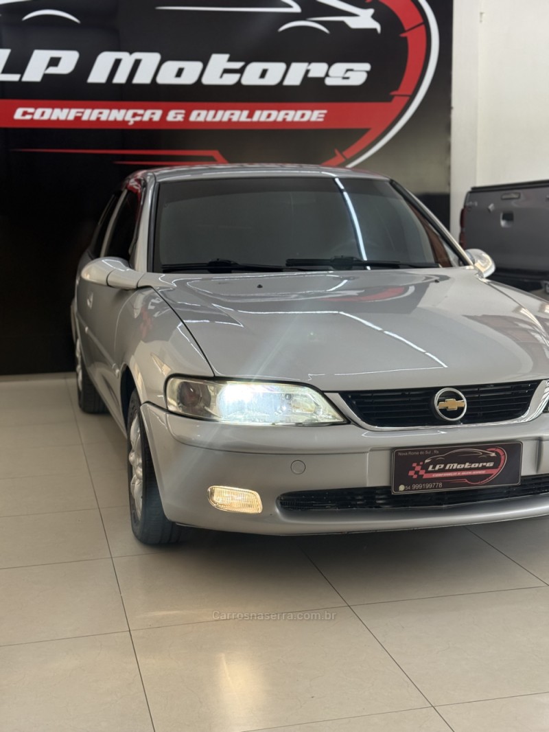 VECTRA 2.0 MPFI GLS 8V GASOLINA 4P MANUAL - 1999 - FARROUPILHA