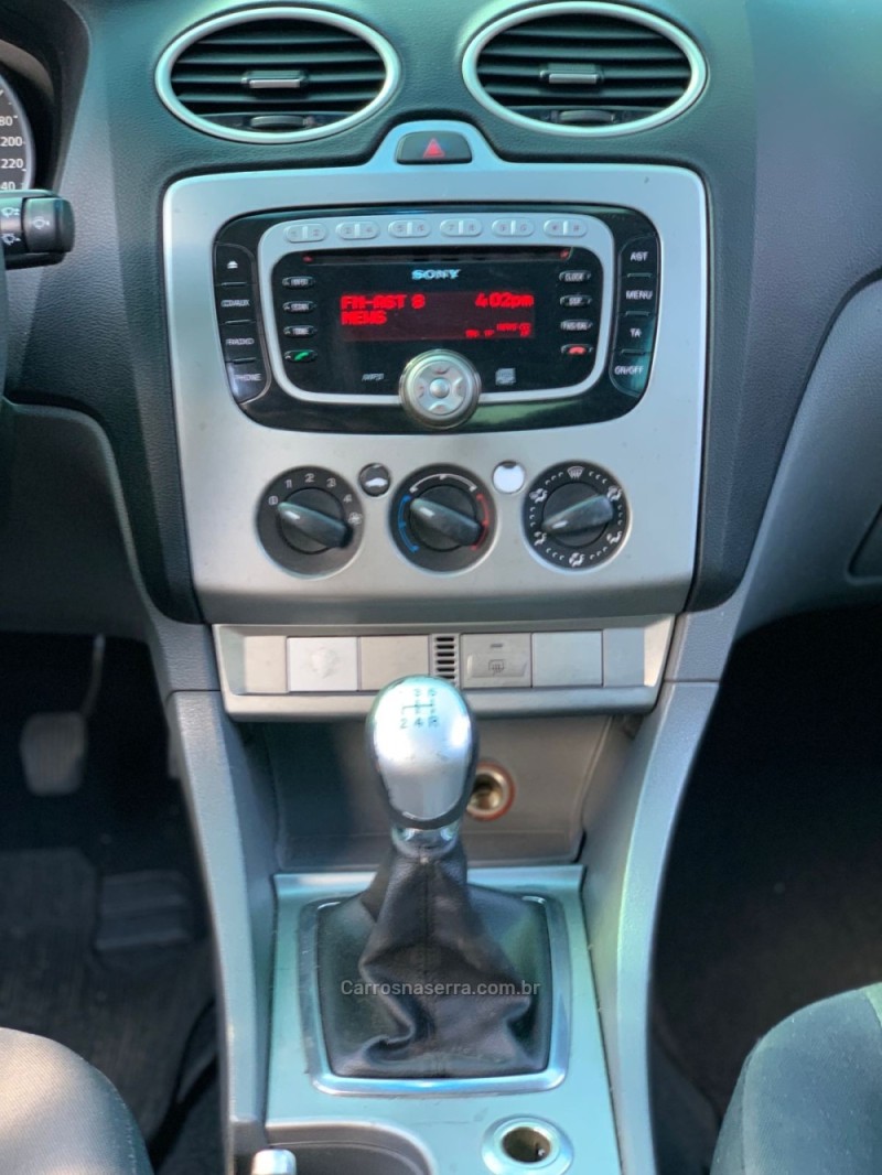 FOCUS 2.0 FC 16V GASOLINA 4P MANUAL - 2009 - CAXIAS DO SUL