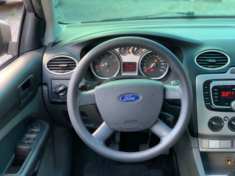 FOCUS 2.0 FC 16V GASOLINA 4P MANUAL - 2009 - CAXIAS DO SUL