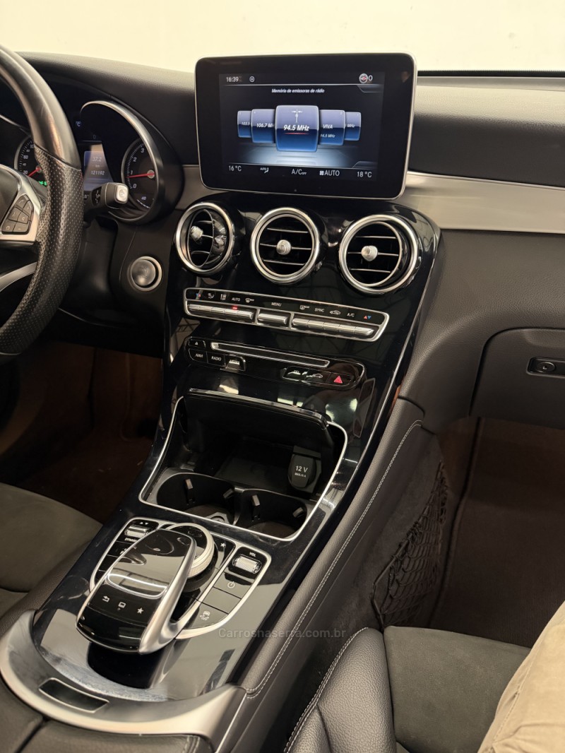 GLC 250 2.0 16V CGI GASOLINA 4MATIC 9G-TRONIC - 2016 - CAXIAS DO SUL