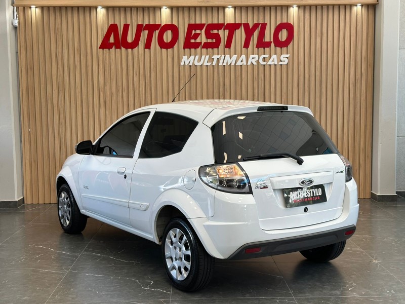 KA 1.0 MPI CLASS 8V FLEX 2P MANUAL - 2013 - ESTâNCIA VELHA