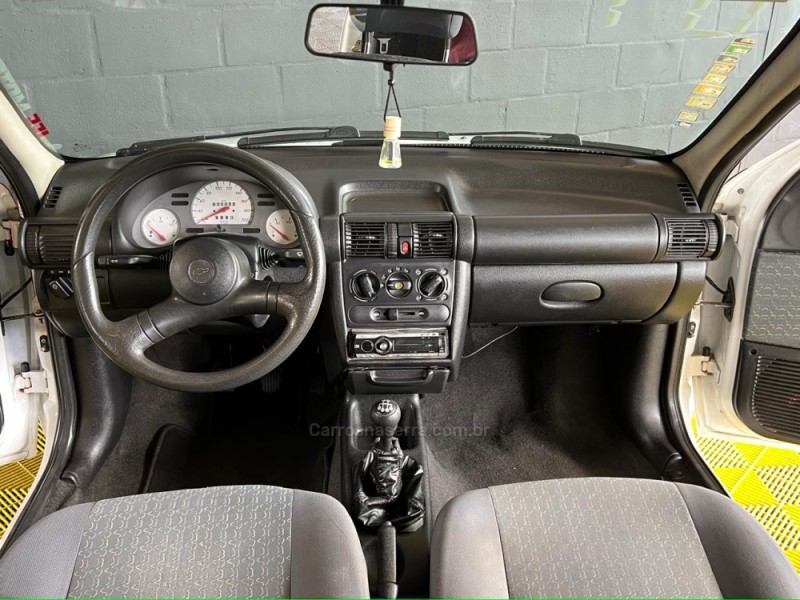 CORSA 1.0 EFI WIND 8V GASOLINA 4P MANUAL - 2001 - CAXIAS DO SUL