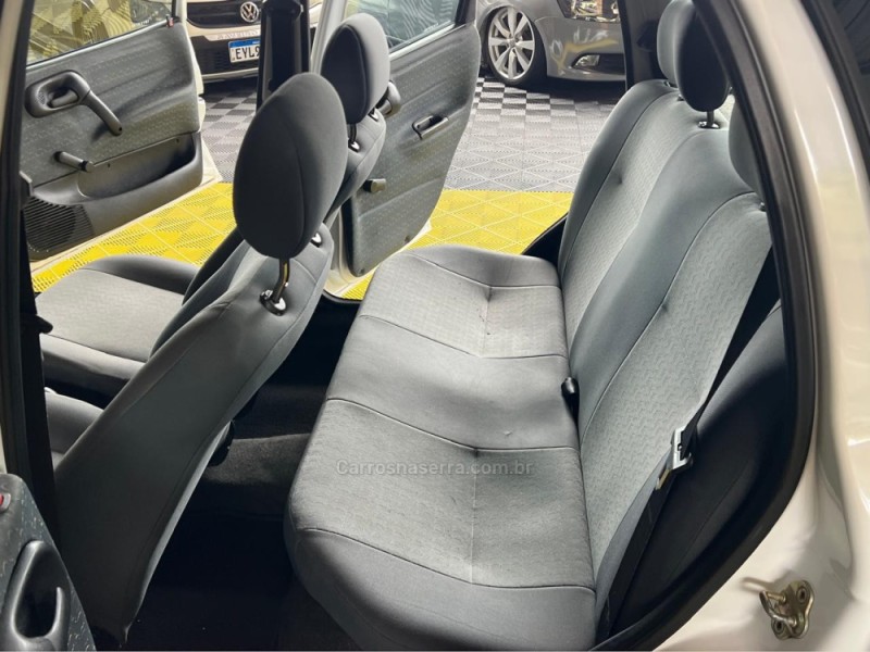 CORSA 1.0 EFI WIND 8V GASOLINA 4P MANUAL - 2001 - CAXIAS DO SUL