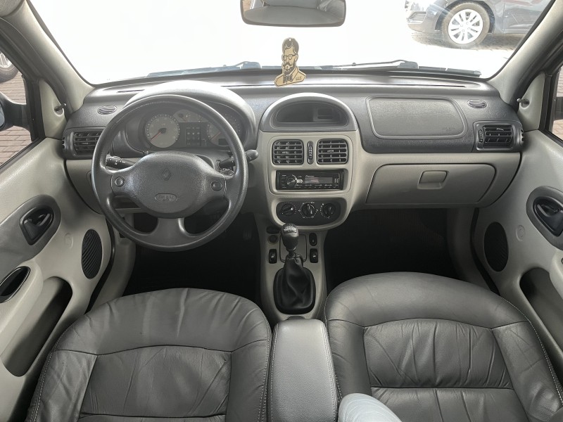 CLIO 1.0 EXPRESSION 16V GASOLINA 4P MANUAL - 2005 - CAXIAS DO SUL