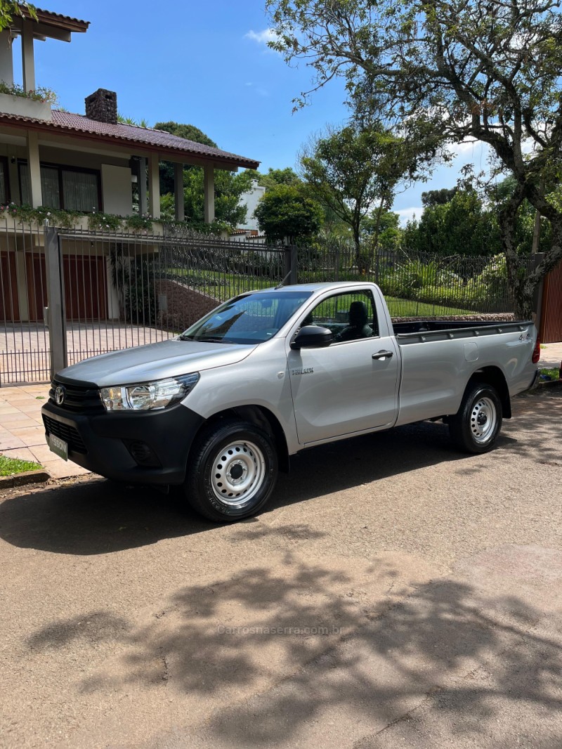 hilux 2.8 4x4 cs 16v turbo diesel 2p manual 2025 erechim