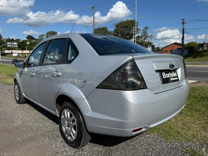 FIESTA 1.6 ROCAM SEDAN 8V FLEX 4P MANUAL - 2014 - FARROUPILHA