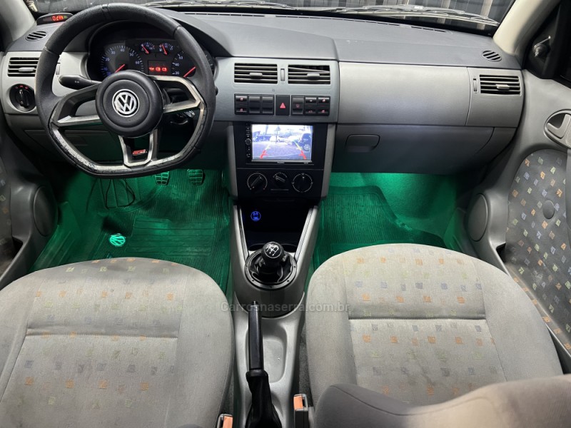 GOL 1.0 MI 16V GASOLINA 4P MANUAL - 2002 - CAXIAS DO SUL