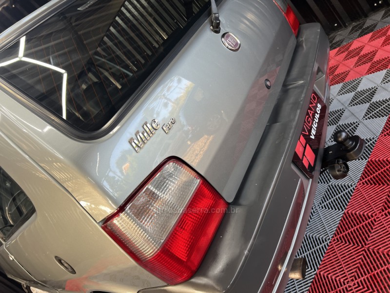 UNO 1.0 IE MILLE 8V GASOLINA 2P MANUAL - 2012 - CAXIAS DO SUL