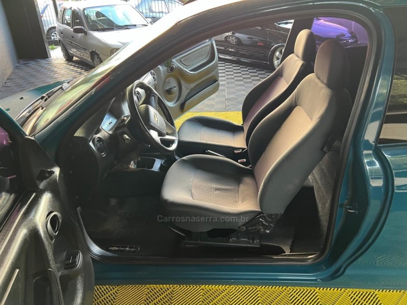 CELTA 1.0 MPFI SUPER 8V FLEX 2P MANUAL - 2002 - CAXIAS DO SUL