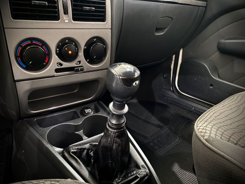 STRADA 1.8 MPI ADVENTURE CD 16V FLEX 2P MANUAL - 2011 - LAJEADO