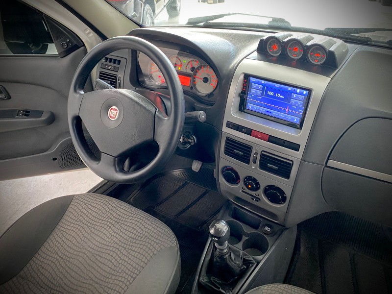 STRADA 1.8 MPI ADVENTURE CD 16V FLEX 2P MANUAL - 2011 - LAJEADO