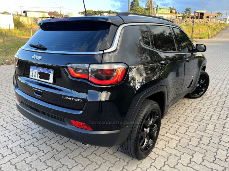 COMPASS 2.0 16V FLEX LIMITED AUTOMÁTICO - 2017 - CAXIAS DO SUL