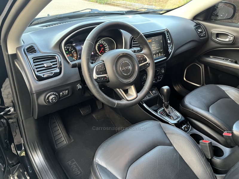 COMPASS 2.0 16V FLEX LIMITED AUTOMÁTICO - 2017 - CAXIAS DO SUL