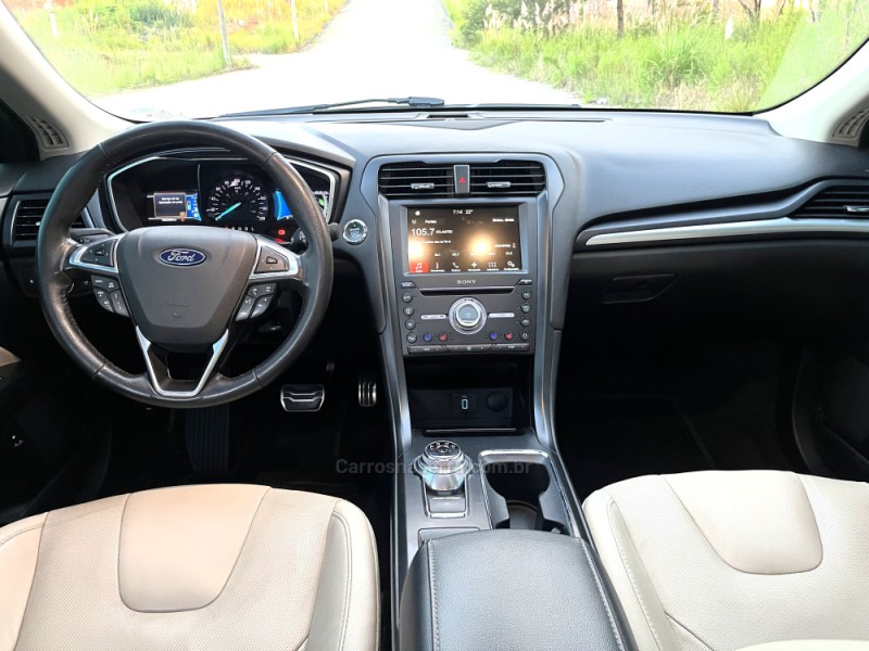 FUSION 2.0 TITANIUM PLUS 16V HÍBRIDO 4P AUTOMÁTICO - 2018 - CAXIAS DO SUL