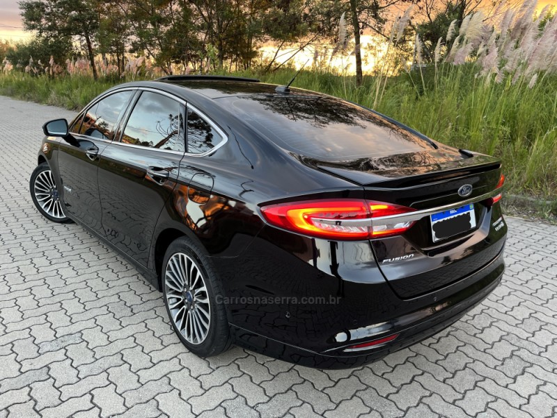 FUSION 2.0 TITANIUM PLUS 16V HÍBRIDO 4P AUTOMÁTICO - 2018 - CAXIAS DO SUL