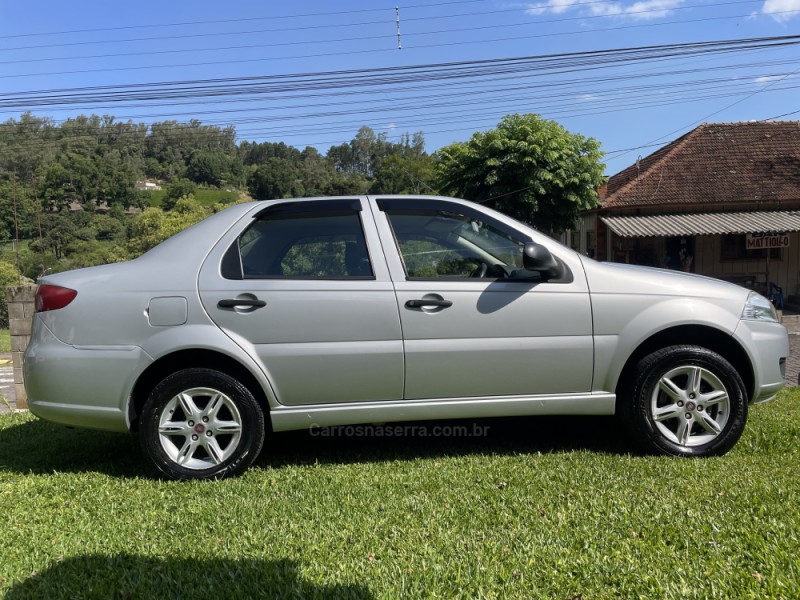 SIENA 1.0 MPI EL 8V FLEX 4P MANUAL - 2014 - BENTO GONçALVES