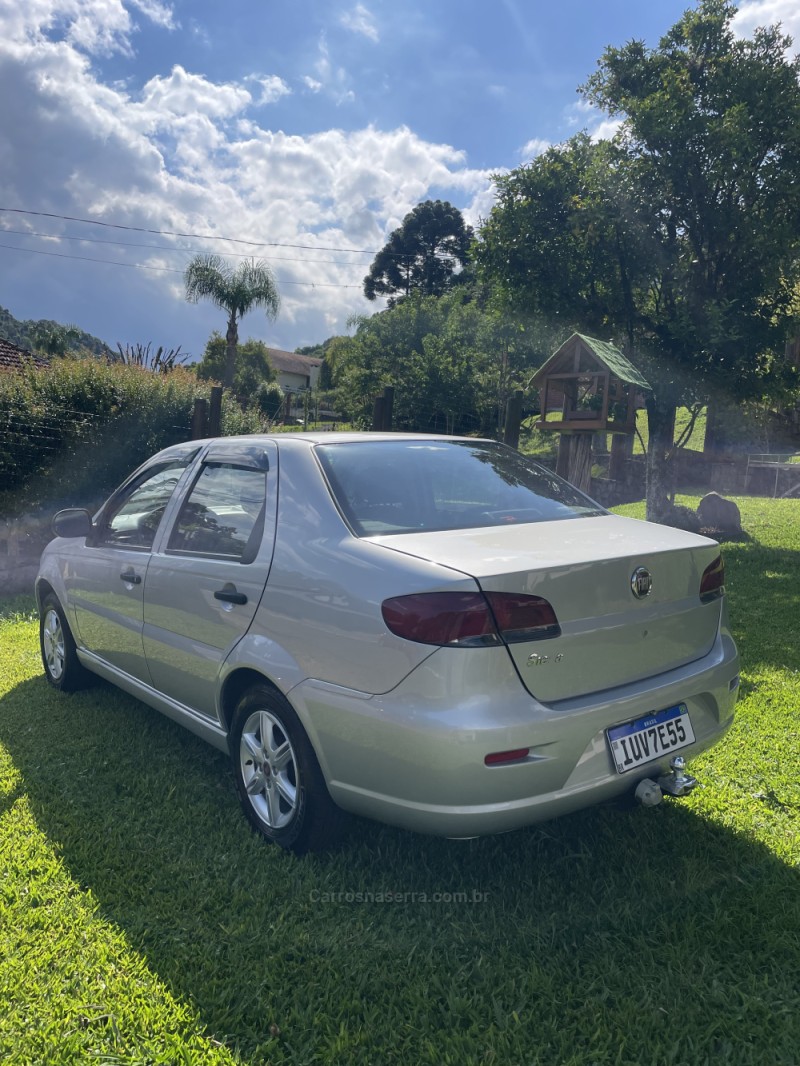 SIENA 1.0 MPI EL 8V FLEX 4P MANUAL - 2014 - BENTO GONçALVES