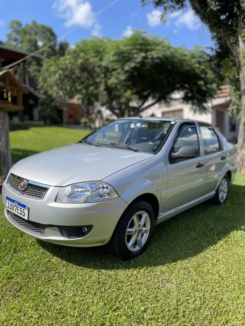 SIENA 1.0 MPI EL 8V FLEX 4P MANUAL - 2014 - BENTO GONçALVES