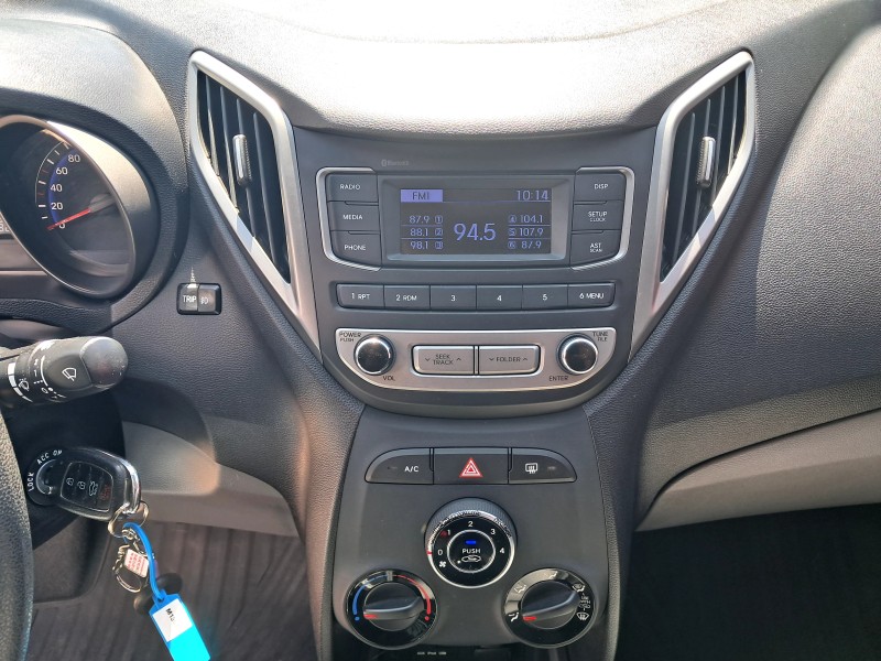 HB20S 1.6 COMFORT PLUS 16V FLEX 4P AUTOMÁTICO - 2017 - CAXIAS DO SUL