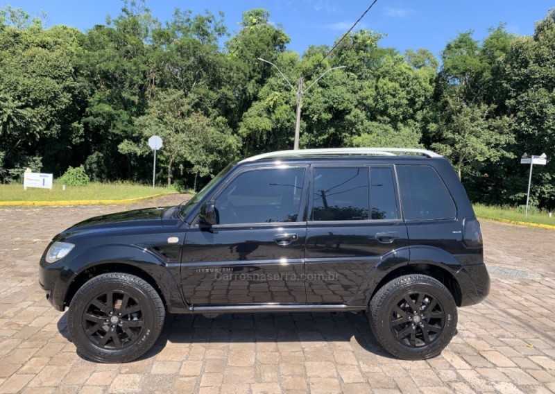 PAJERO TR4 2.0 4X4 16V 140CV FLEX 4P AUTOMÁTICO - 2010 - GUAPORé