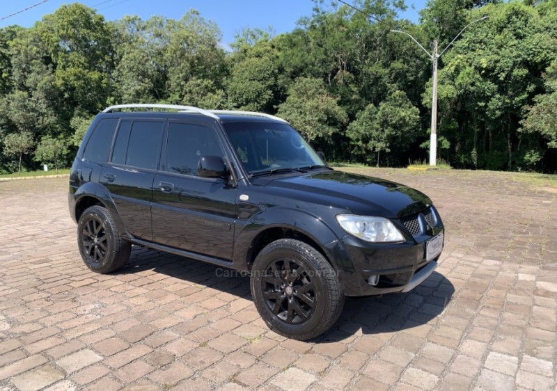pajero tr4 2.0 4x4 16v 140cv flex 4p automatico 2010 guapore