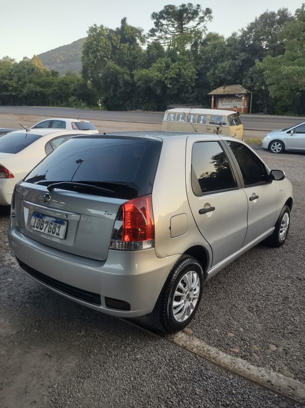 PALIO 1.0 MPI FIRE CELEBRATION 8V FLEX 4P MANUAL - 2008 - VALE REAL