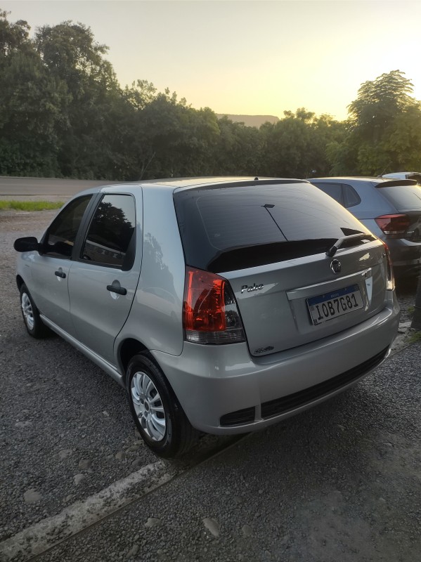 PALIO 1.0 MPI FIRE CELEBRATION 8V FLEX 4P MANUAL - 2008 - VALE REAL