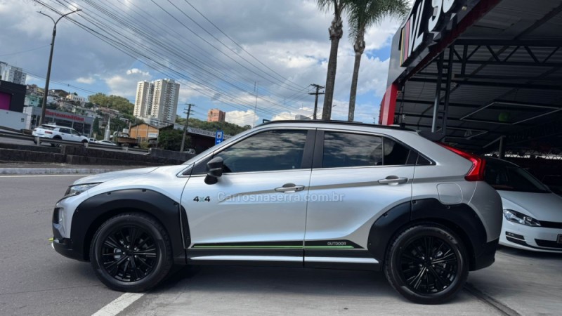 ECLIPSE CROSS 1.5 HPE-S OUTDOOR TURBO GASOLINA 4P AUTOMÁTICO - 2020 - CAXIAS DO SUL