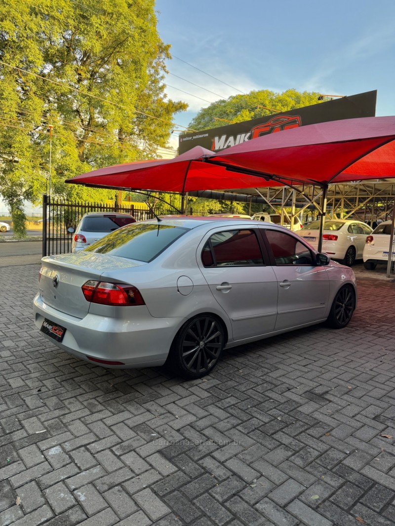 VOYAGE 1.0 MI TRENDLINE 8V FLEX 4P MANUAL - 2014 - ESTâNCIA VELHA