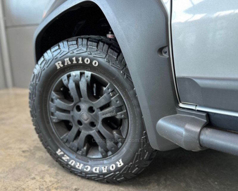 STRADA 1.8 MPI ADVENTURE LOCKER CE 8V FLEX 2P MANUAL - 2010 - VACARIA