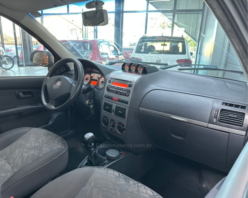 STRADA 1.8 MPI ADVENTURE LOCKER CE 8V FLEX 2P MANUAL - 2010 - VACARIA