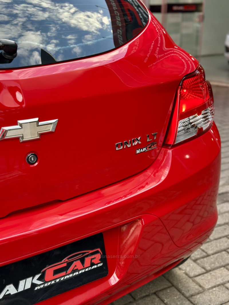 ONIX 1.0 MPFI LT 8V FLEX 4P MANUAL - 2015 - ESTâNCIA VELHA
