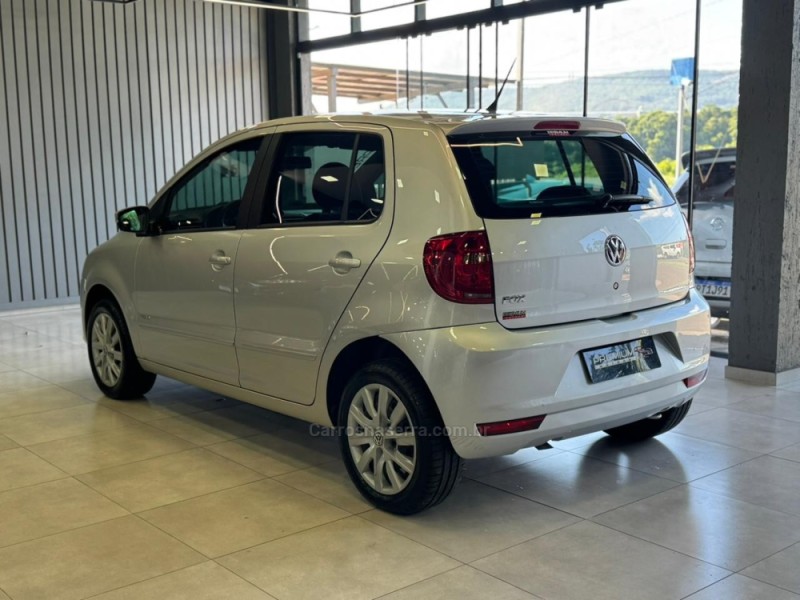 FOX 1.0 MI 8V FLEX 4P MANUAL - 2014 - DOIS IRMãOS
