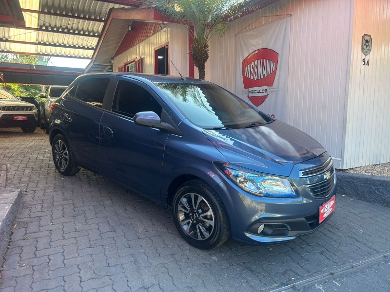 ONIX 1.4 MPFI LTZ 8V FLEX 4P MANUAL