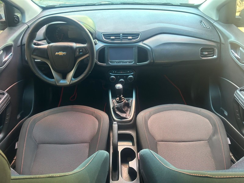 ONIX 1.4 MPFI LTZ 8V FLEX 4P MANUAL - 2016 - TRêS COROAS