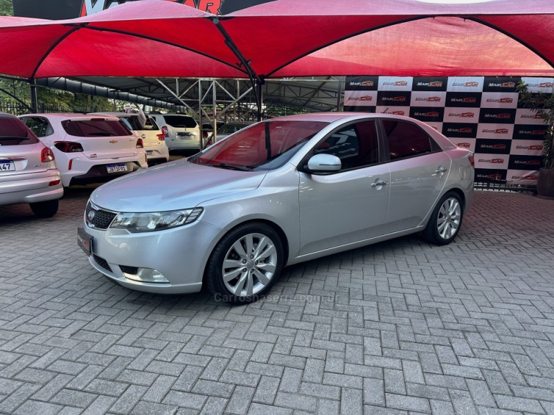 cerato 1.6 sx3 16v flex 4p automatico 2013 estancia velha
