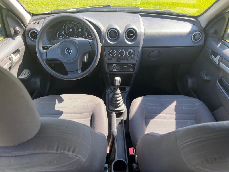 PRISMA 1.4 MPFI MAXX 8V FLEX 4P MANUAL - 2008 - FARROUPILHA