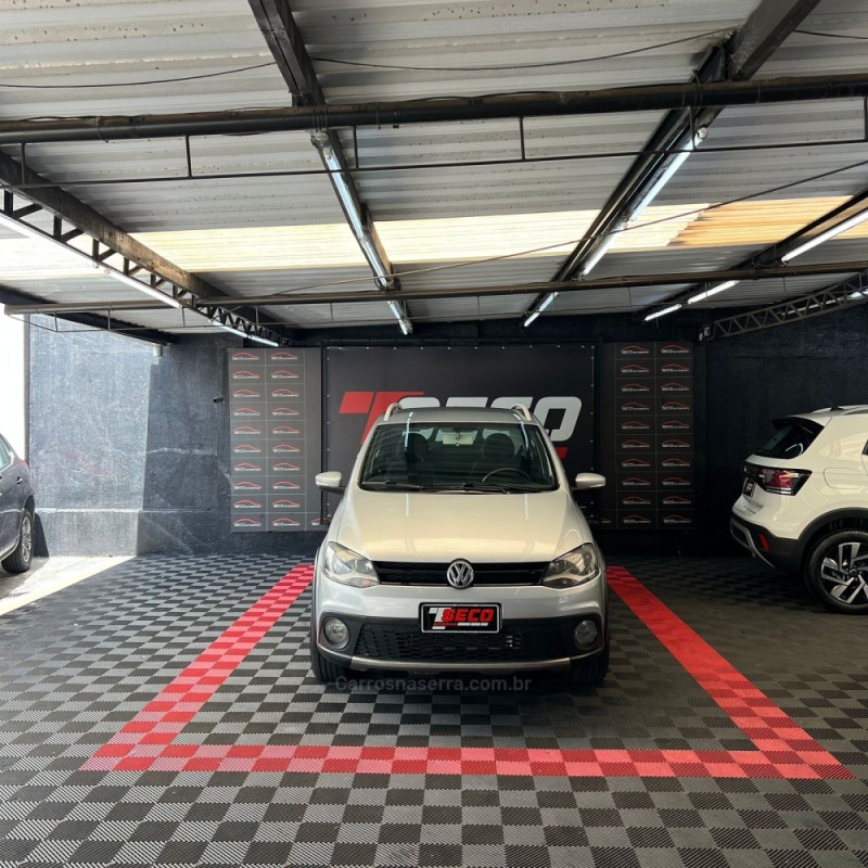 CROSSFOX 1.6 MI FLEX 8V 4P MANUAL - 2011 - PASSO FUNDO