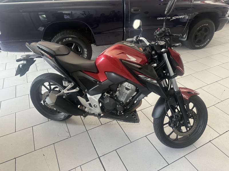 CB 300F TWISTER CBS - 2025 - BENTO GONçALVES