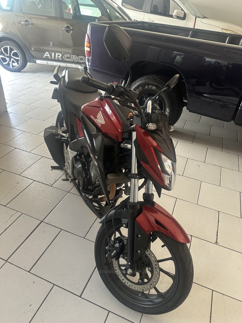 cb 300f twister cbs 2025 bento goncalves