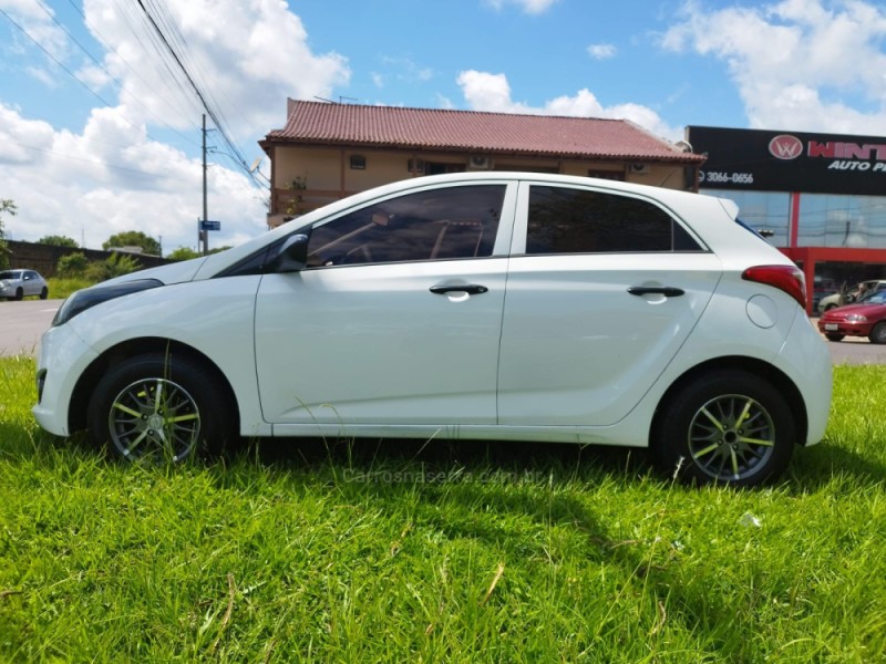 HB20 1.0 COMFORT 12V FLEX 4P MANUAL - 2014 - NOVO HAMBURGO