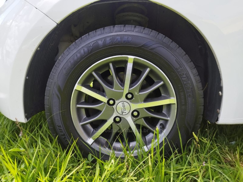 HB20 1.0 COMFORT 12V FLEX 4P MANUAL - 2014 - NOVO HAMBURGO