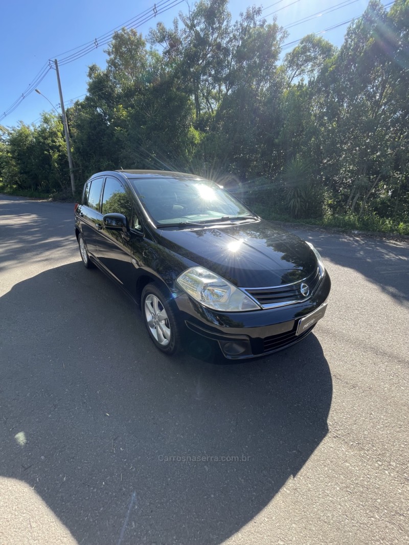 tiida 1.8 s 16v flex 4p manual 2013 bento goncalves