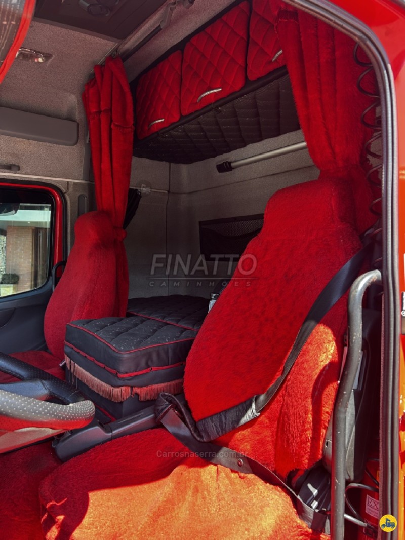 ATEGO 2430 6X2 - 2014 - GARIBALDI