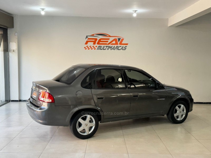 CLASSIC 1.0 MPFI VHC ADVANTAGE 8V FLEX 4P MANUAL - 2015 - CAXIAS DO SUL