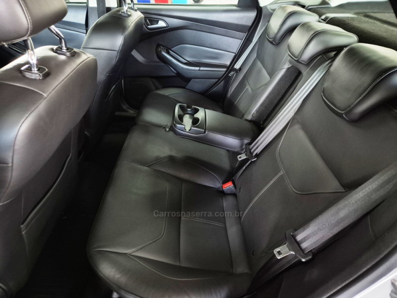 FOCUS 2.0 TITANIUM FASTBACK 16V FLEX 4P AUTOMÁTICO - 2016 - CAXIAS DO SUL