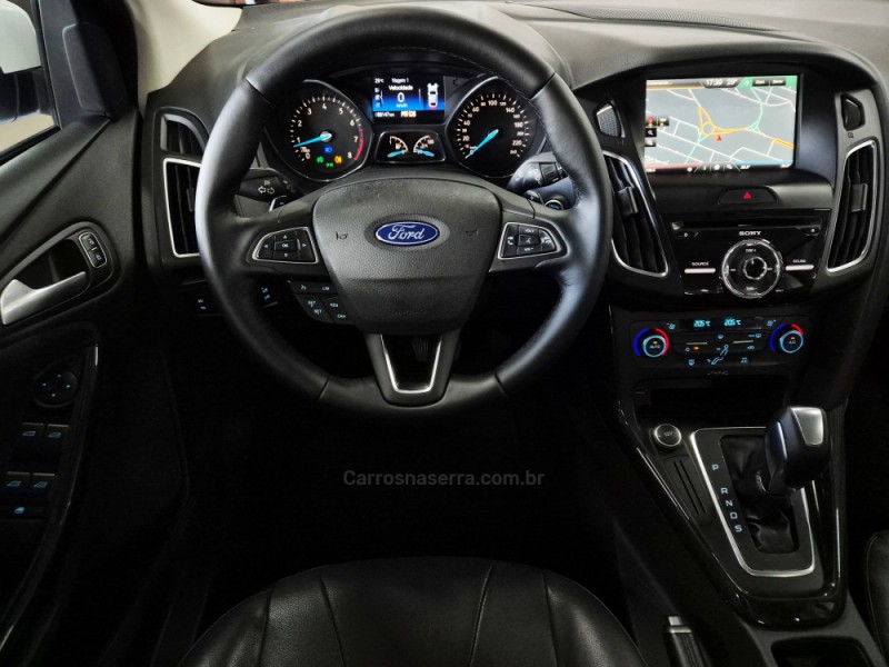 FOCUS 2.0 TITANIUM FASTBACK 16V FLEX 4P AUTOMÁTICO - 2016 - CAXIAS DO SUL